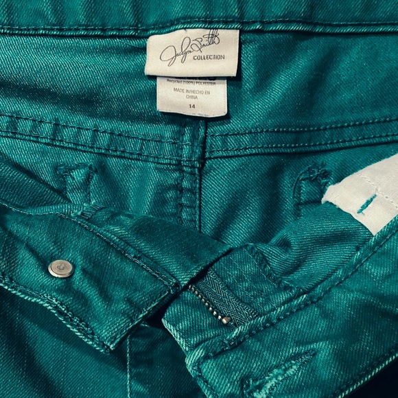 Jaclyn Smith Collection Classic Capris , Women Capris , Classic Women Capris - Picture 6 of 9